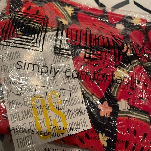 Luluroe watermelon leggings - one size - Picture 2 of 3